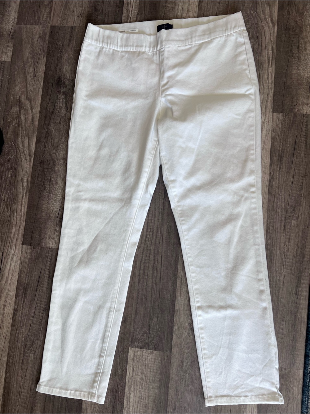 NYDJ White Skinny Pull-On Jeans